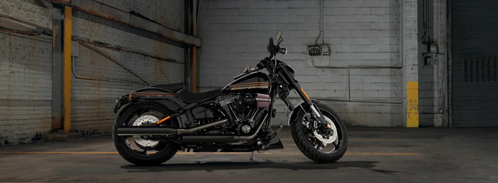CVO™ PRO STREET BREAKOUT®/CVO プロストリート ブレイク