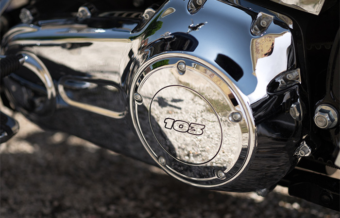 芸能人愛用のおすすめ最新情報 DELUXE/ソフテイル SOFTAIL® デラックス ハーレーダビッドソン | パーツ