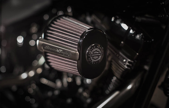 CVO™ PRO STREET BREAKOUT®/CVO プロストリート ブレイク